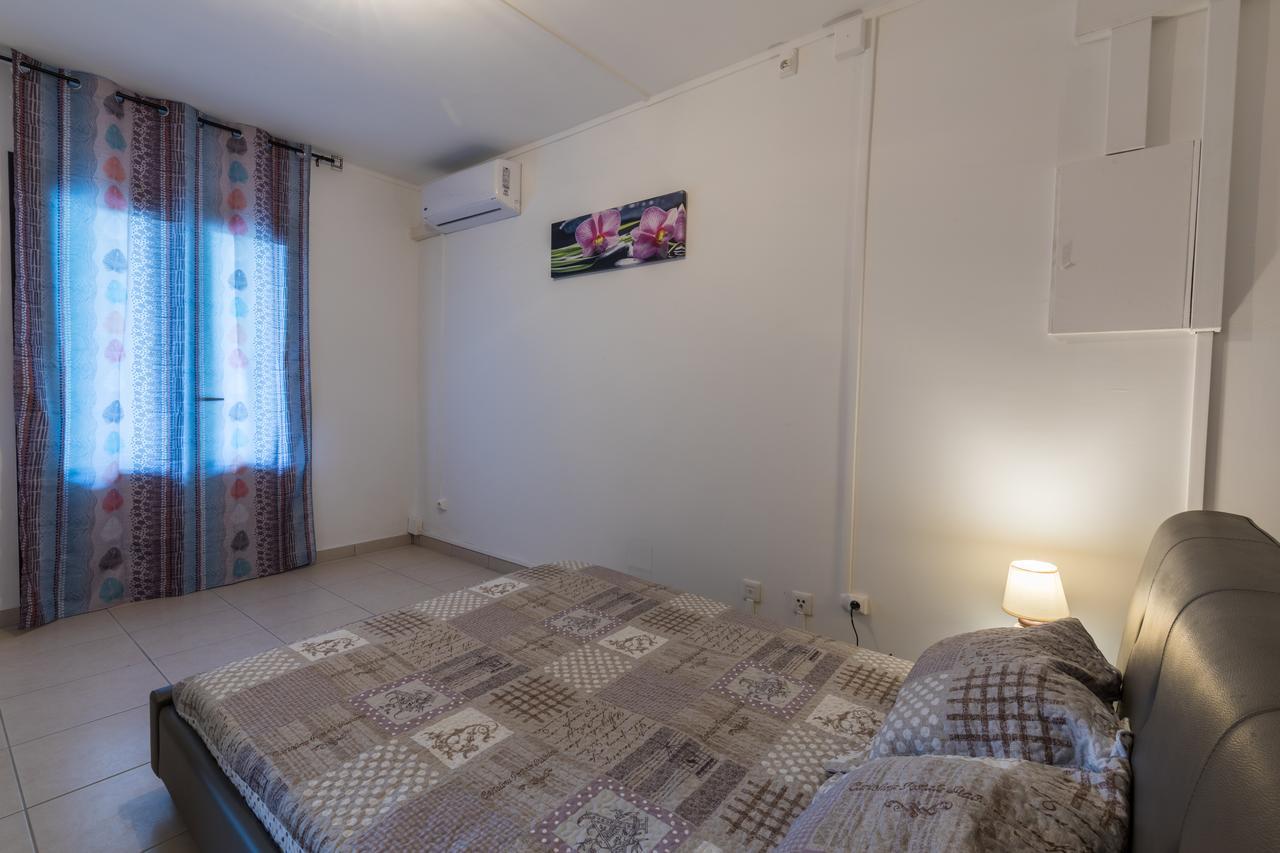 Le Bon Spot Appartements Сен-Дені Екстер'єр фото
